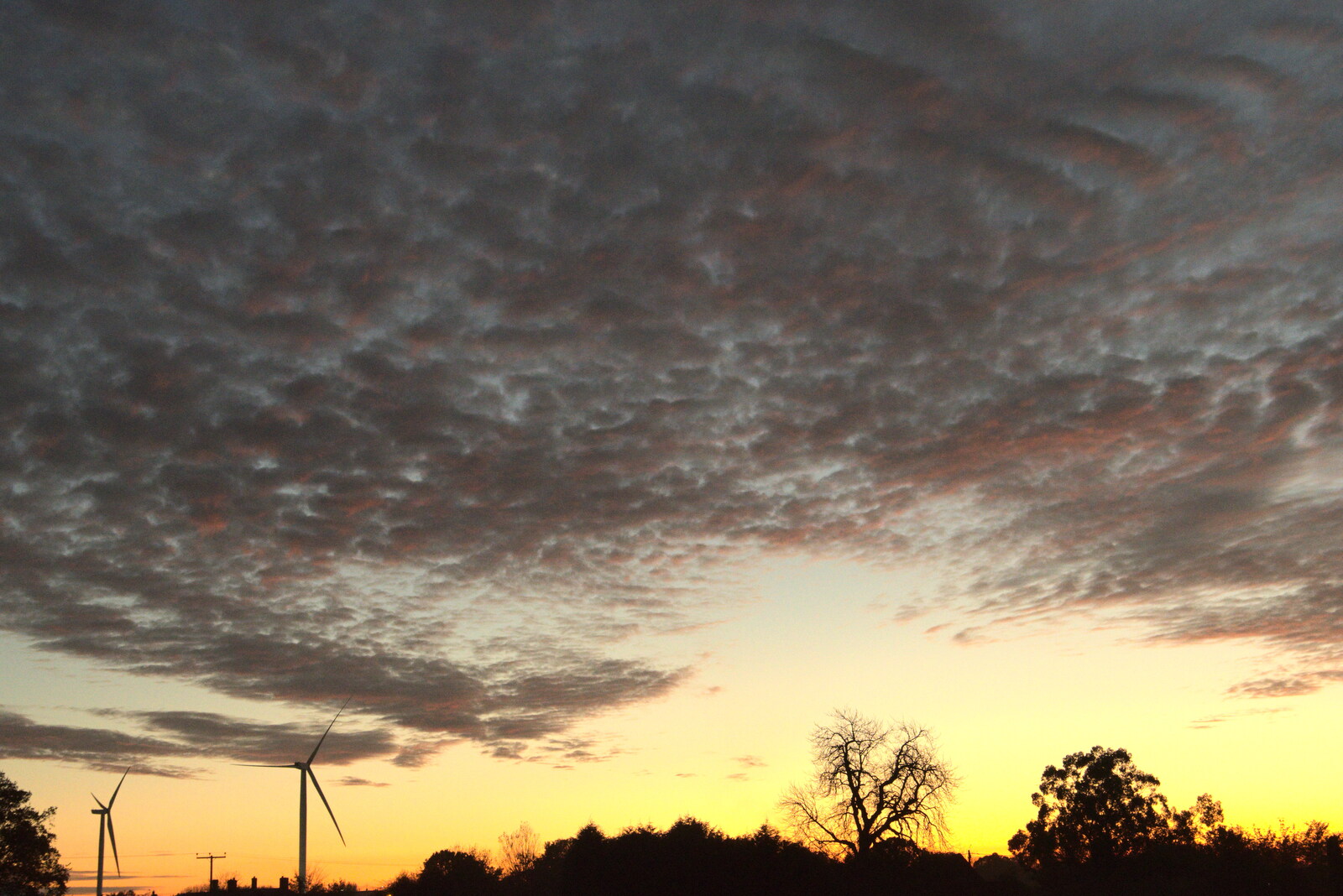 A nice sunset over the wind turbines from Pre-Lockdown in Station 119, Eye, Suffolk - 4th November 2020