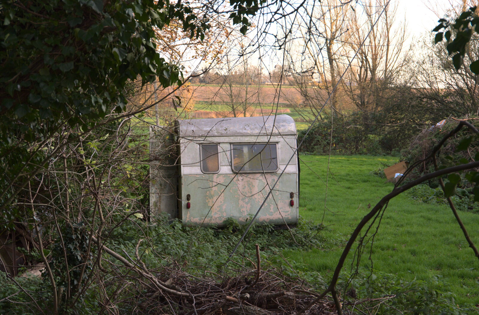 A derelict caravan in a field from The Dereliction of Eye, Suffolk - 22nd November 2020