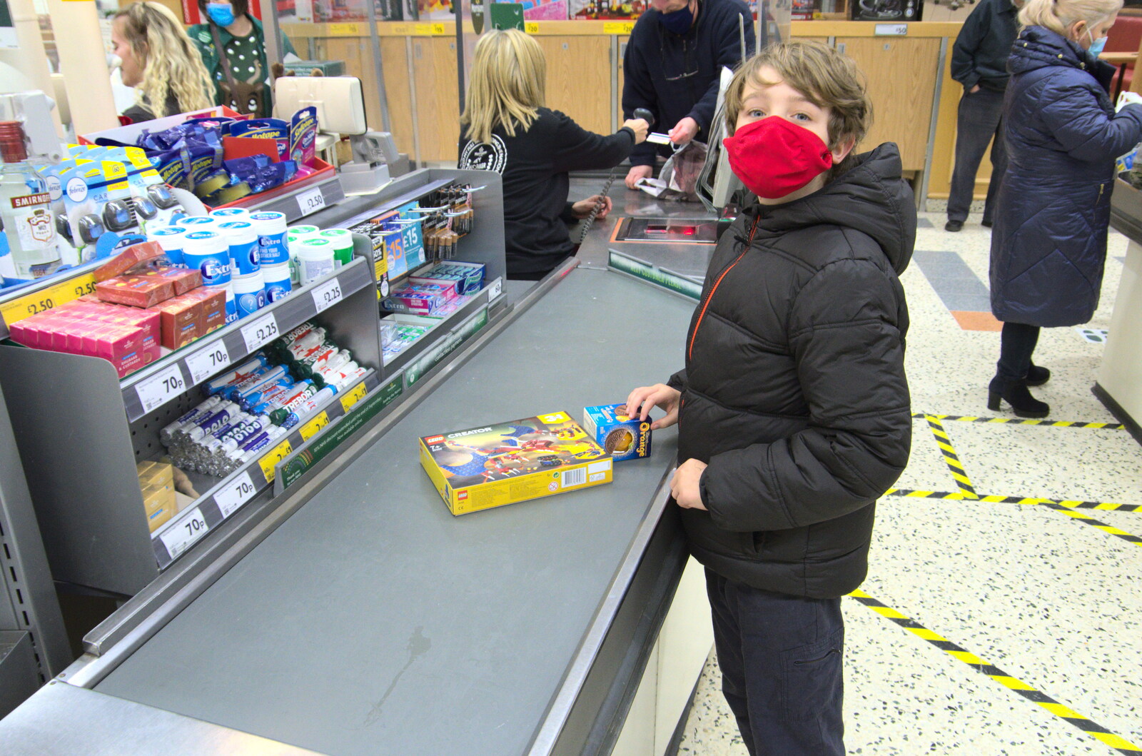 Fred at the checkout from A Return to the Oaksmere, Brome, Suffolk - 8th December 2020