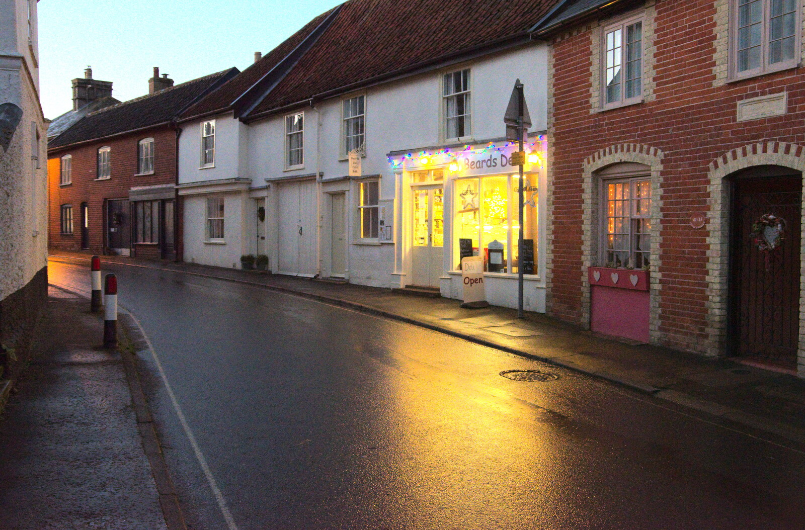 The warm glow of Beard's deli in Eye from Joe Wicks and Diss on Saturday, Norfolk - 19th December 2020