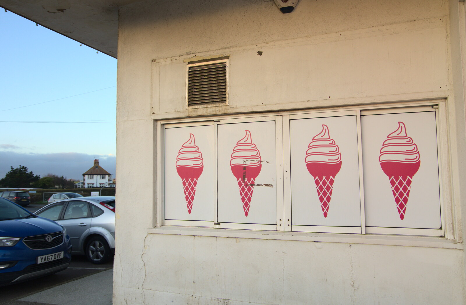 Line-art ice cream cones from A Return to the Beach, Southwold, Suffolk - 20th December 2020