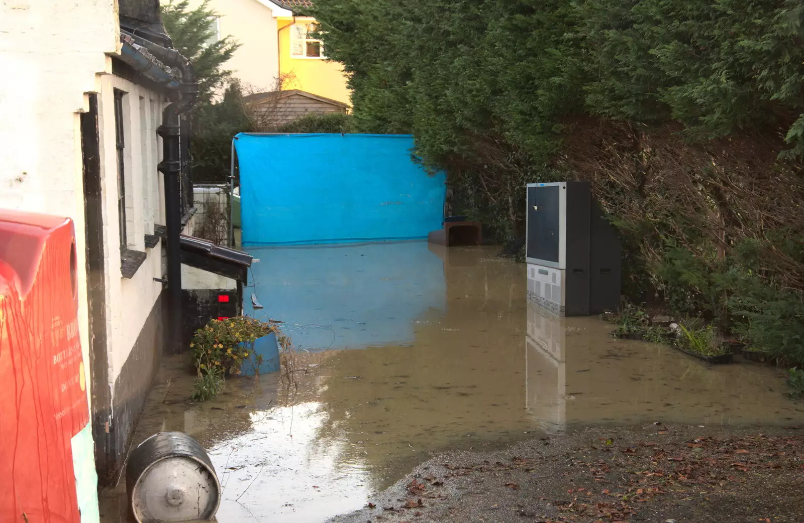 There's some sort of flooded TV, from The Christmas Eve Floods, Diss, Norfolk - 24th December 2020