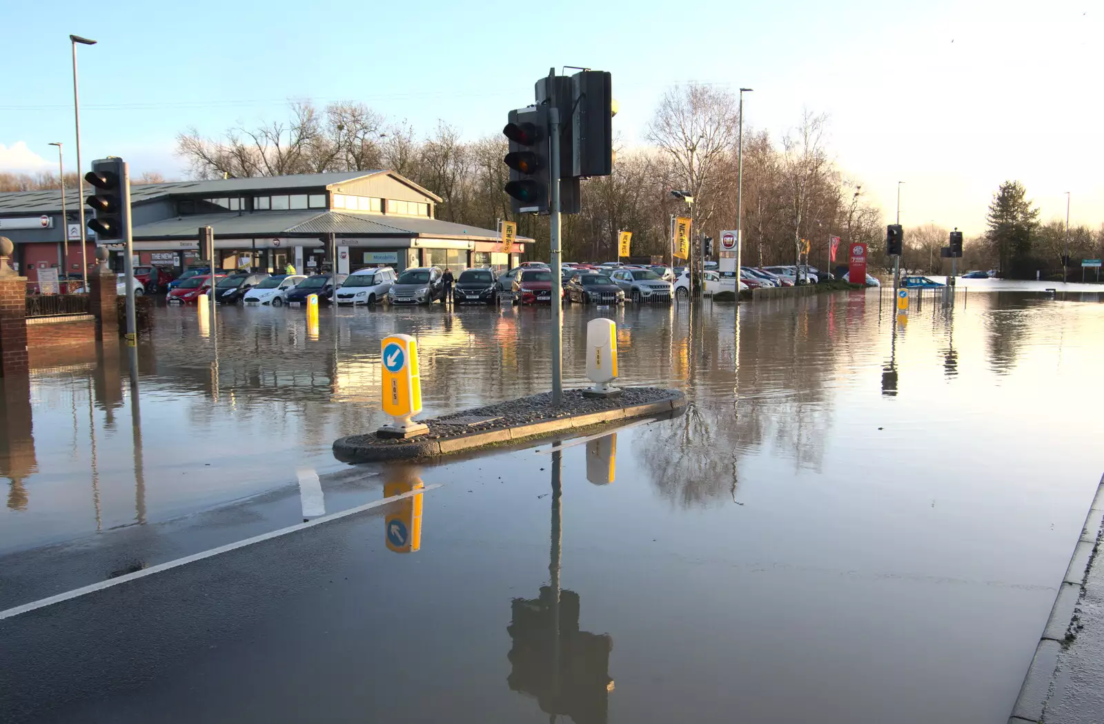 Traffic lights in a shallow lake, from The Christmas Eve Floods, Diss, Norfolk - 24th December 2020