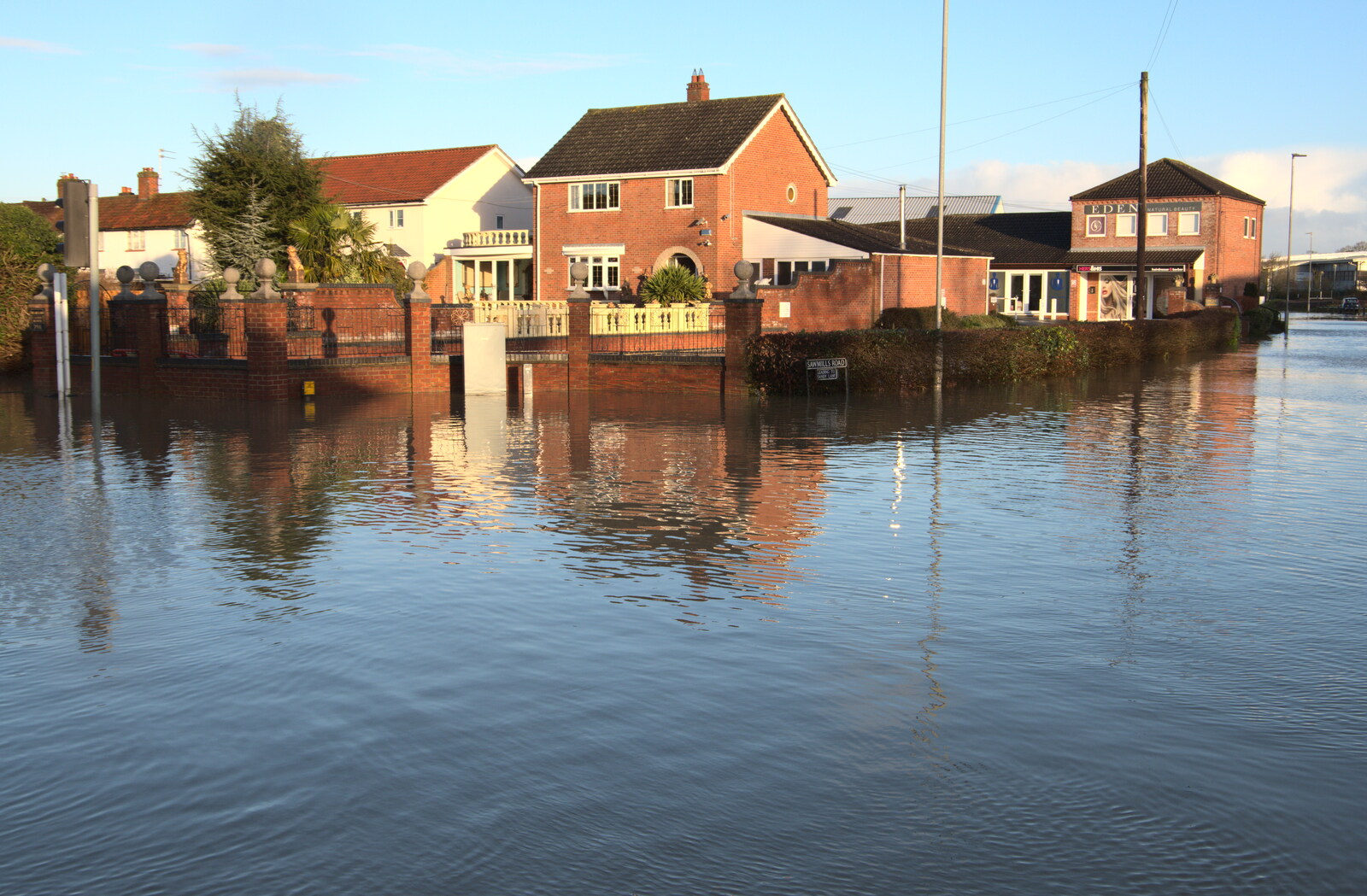 The junction of Sawmills Road from The Christmas Eve Floods, Diss, Norfolk - 24th December 2020