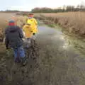 There's not much difference between path and fen, A Walk Around Redgrave and Lopham Fen, Redgrave, Suffolk - 3rd January 2021