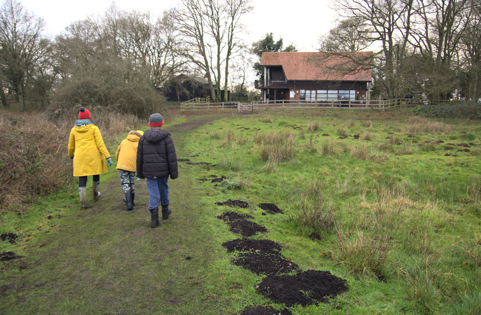 We head back to the visitor's centre from A Walk Around Redgrave and Lopham Fen, Redgrave, Suffolk - 3rd January 2021
