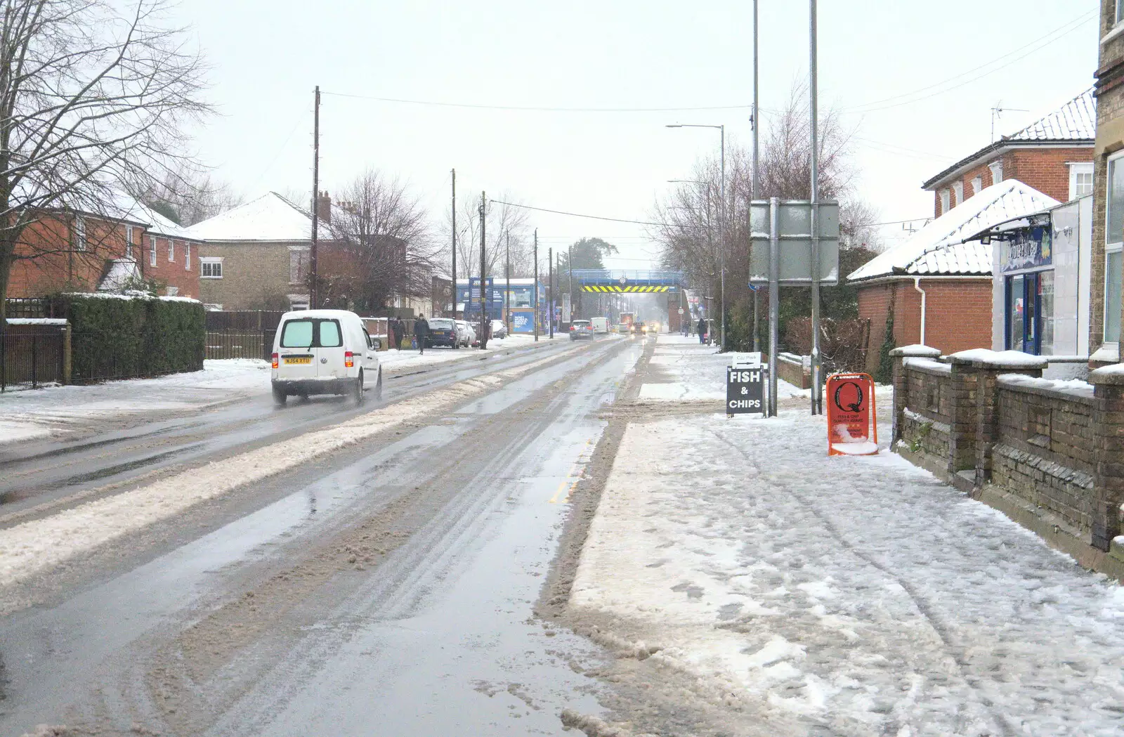 Victoria Road towards Diss, and the railway bridge, from A Snowy Morning, Diss, Norfolk - 16th January 2021