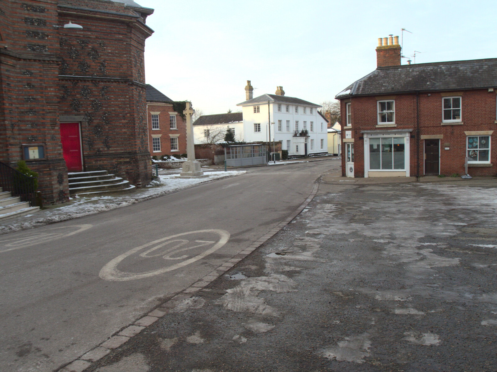 A deserted Eye town centre from Derelict Infants School and Ice Sculptures, Diss and Palgrave, Norfolk and Suffolk - 13th February 2021