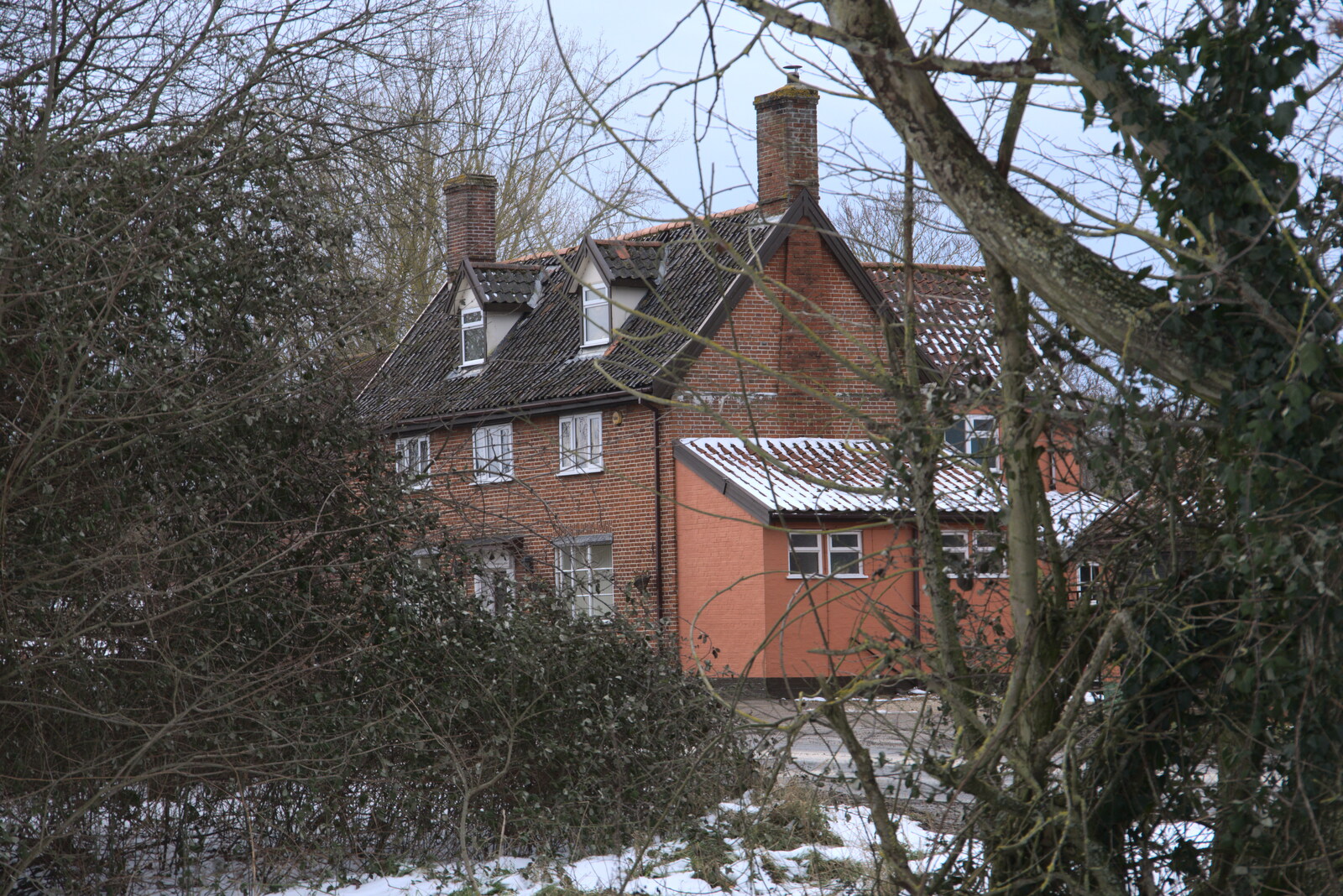 The Old Swan Inn from Derelict Infants School and Ice Sculptures, Diss and Palgrave, Norfolk and Suffolk - 13th February 2021