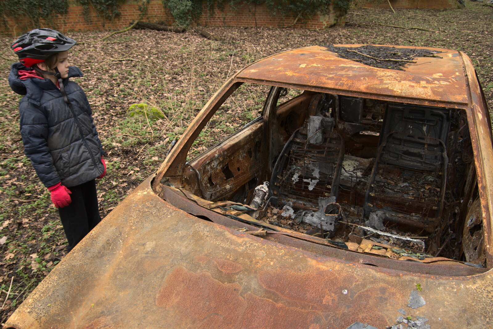 Harry looks at the wrecked car from The Old Sewage Works, The Avenue, Brome, Suffolk - 20th February 2021