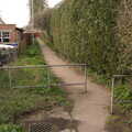 The path up to Highfield, Another Walk on Eye Airfield, Eye, Suffolk - 14th March 2021