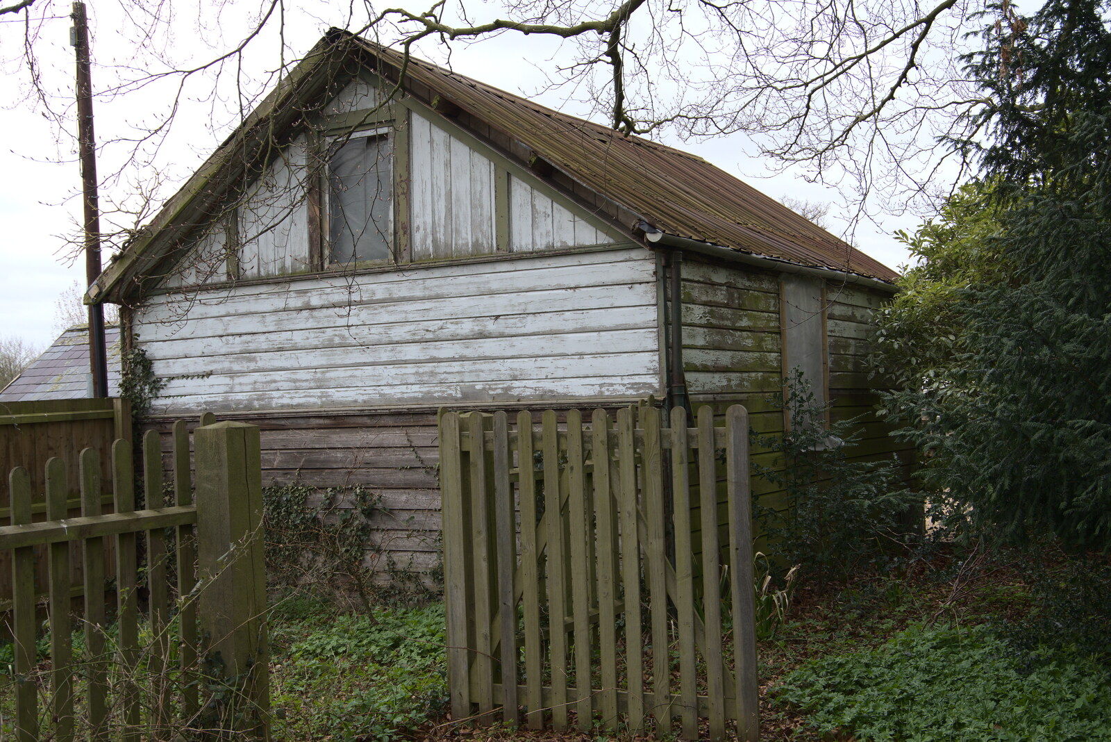 A derelict shed from A Return to Bressingham Steam and Gardens, Bressingham, Norfolk - 28th March 2021