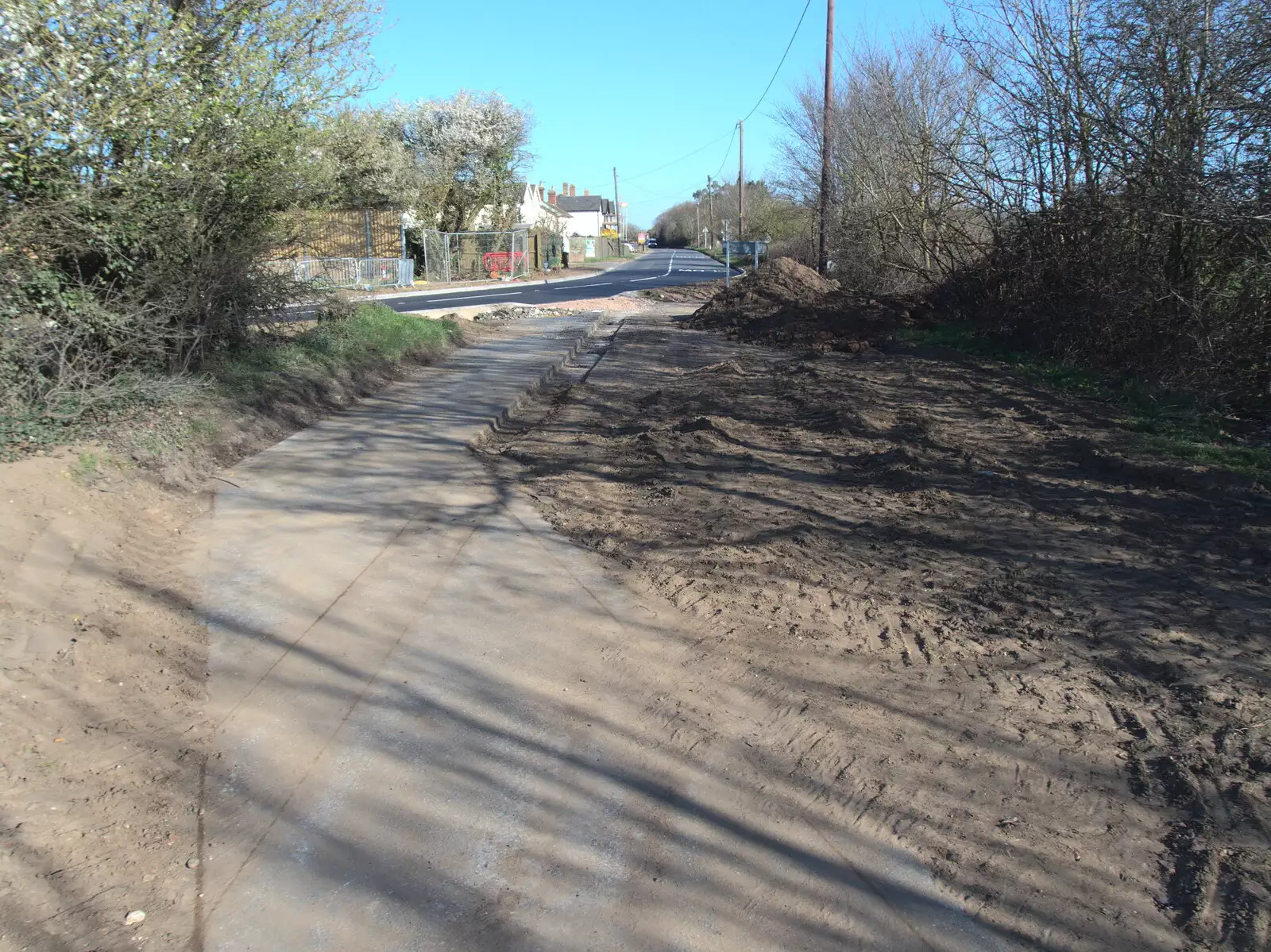 The new/old bike lane again, from Roadworks and Harry's Trampoline, Brome, Suffolk - 6th April 2021