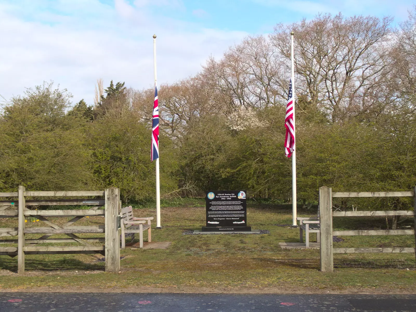 The USAAF Station 134 memorial on Progress Way, from Roadworks and Harry's Trampoline, Brome, Suffolk - 6th April 2021