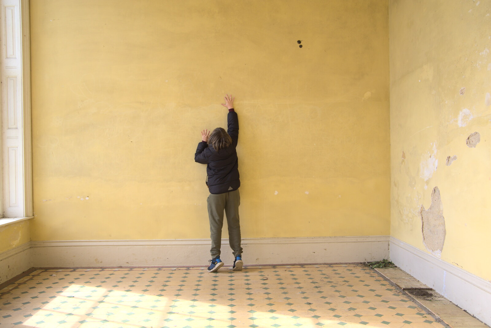 Fred reaches up the wall from A Return to Ickworth House, Horringer, Suffolk - 11th April 2021