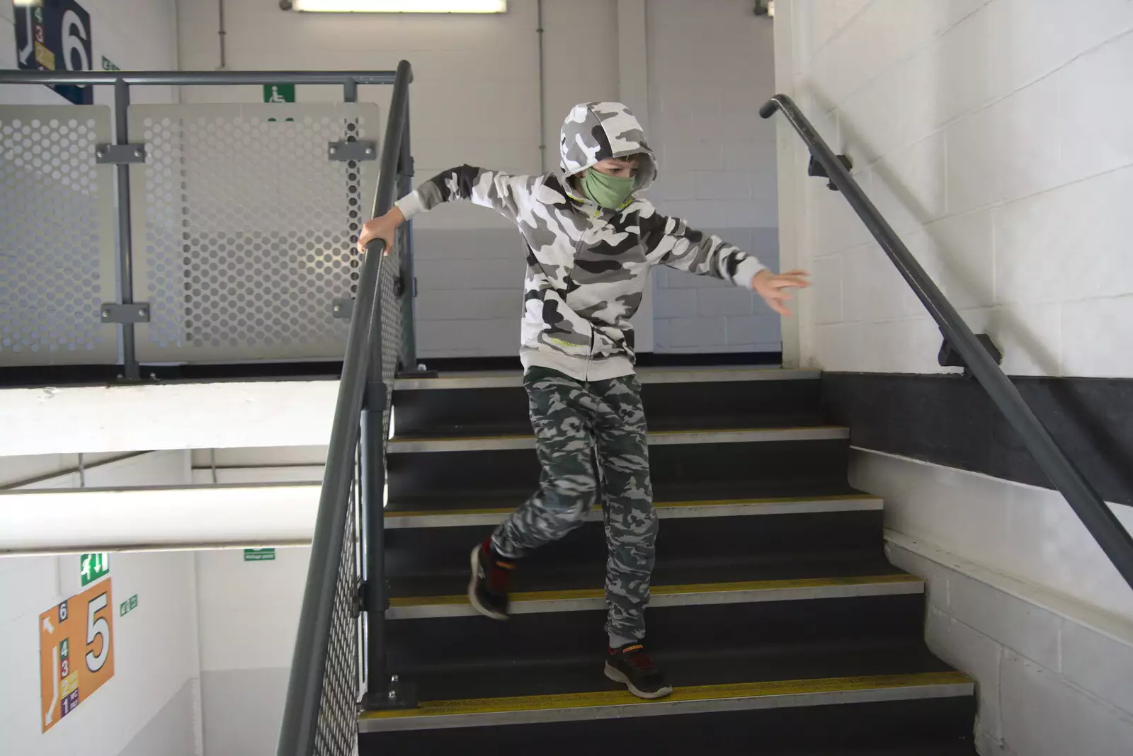 Harry legs it down the stairs, from The Death of Debenhams, Rampant Horse Street, Norwich, Norfolk - 17th April 2021