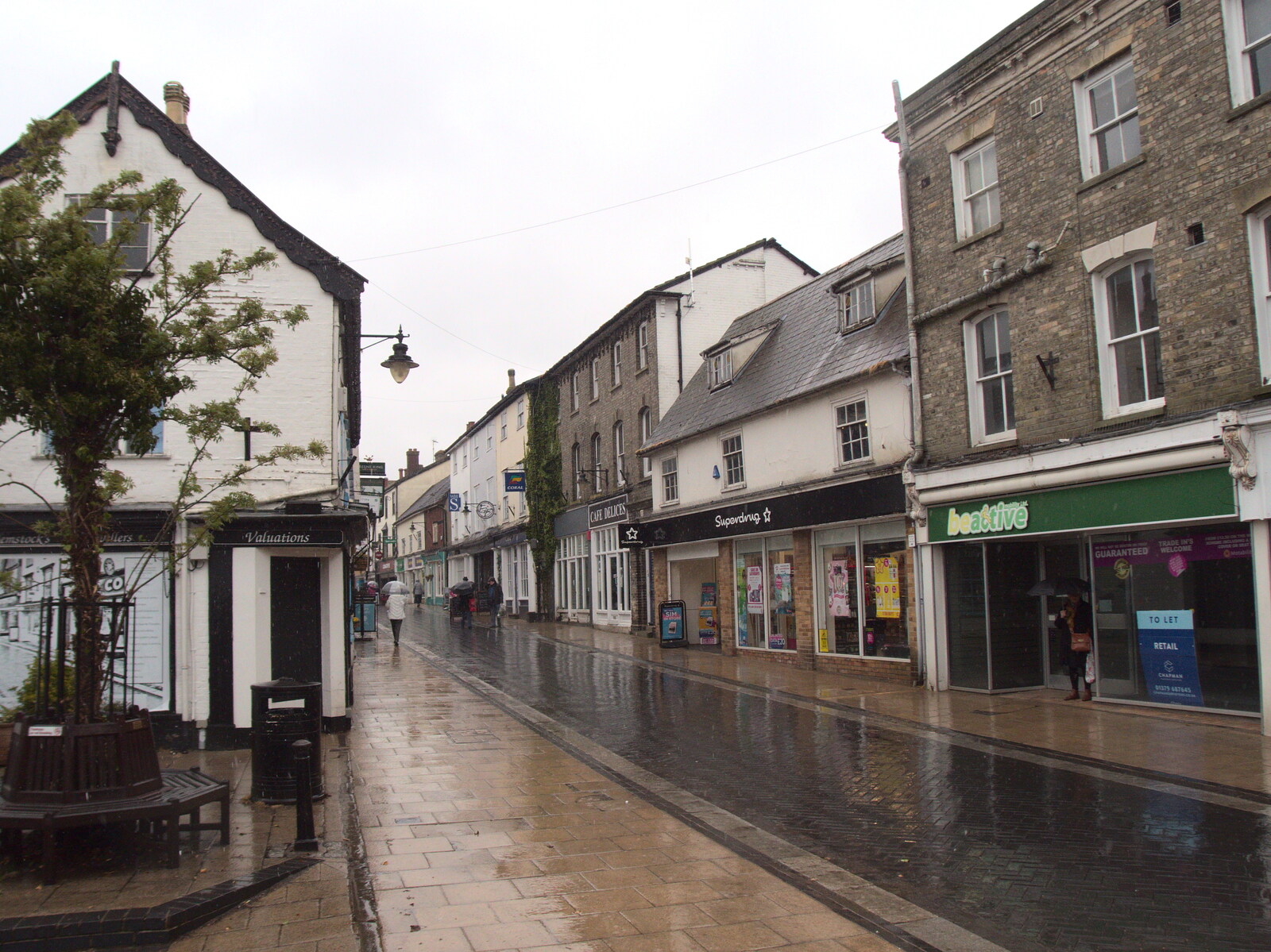 The bottom of Mere Street in the rain from A Vaccination Afternoon, Swaffham, Norfolk - 9th May 2021