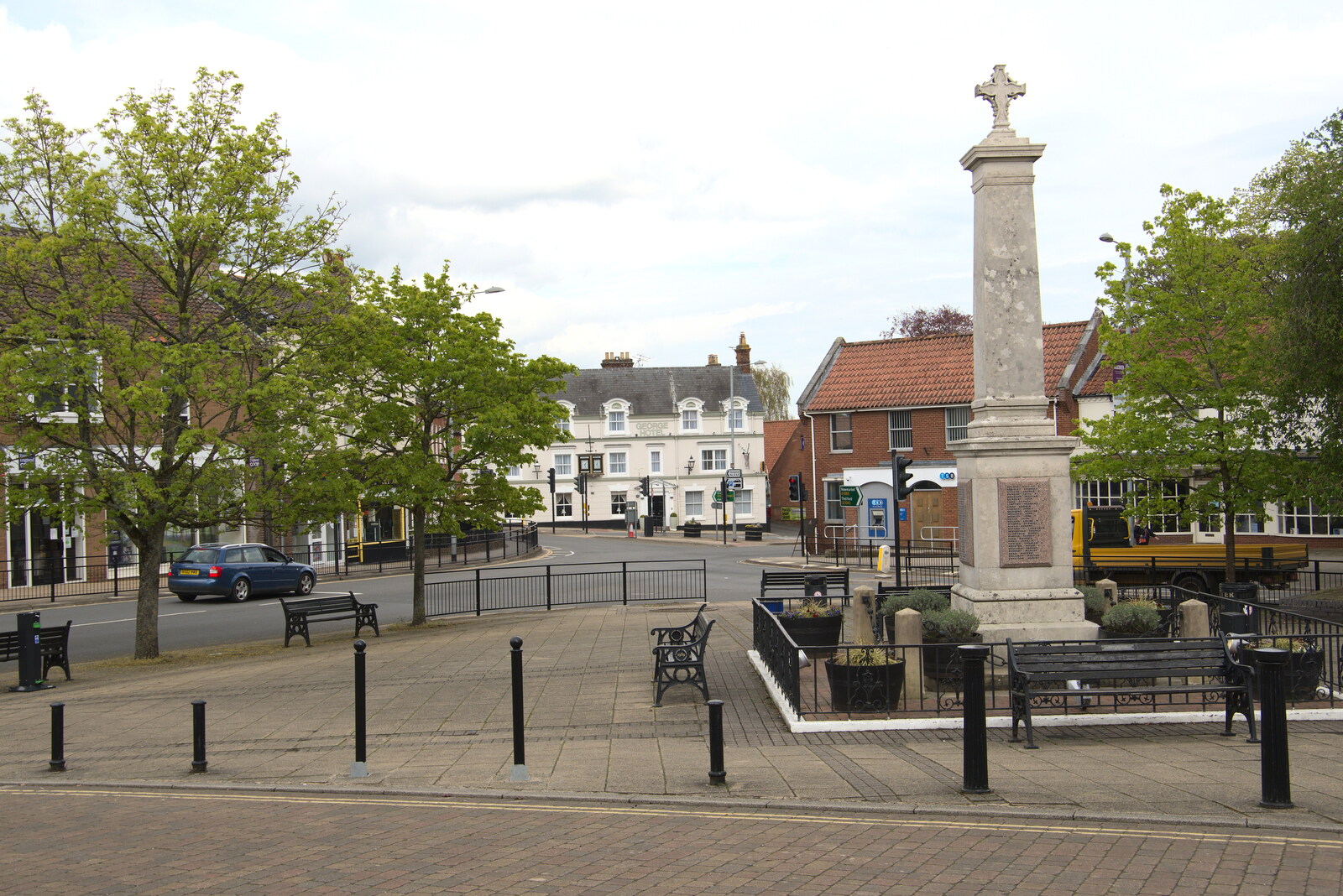 The Swaffham war memorial from A Vaccination Afternoon, Swaffham, Norfolk - 9th May 2021
