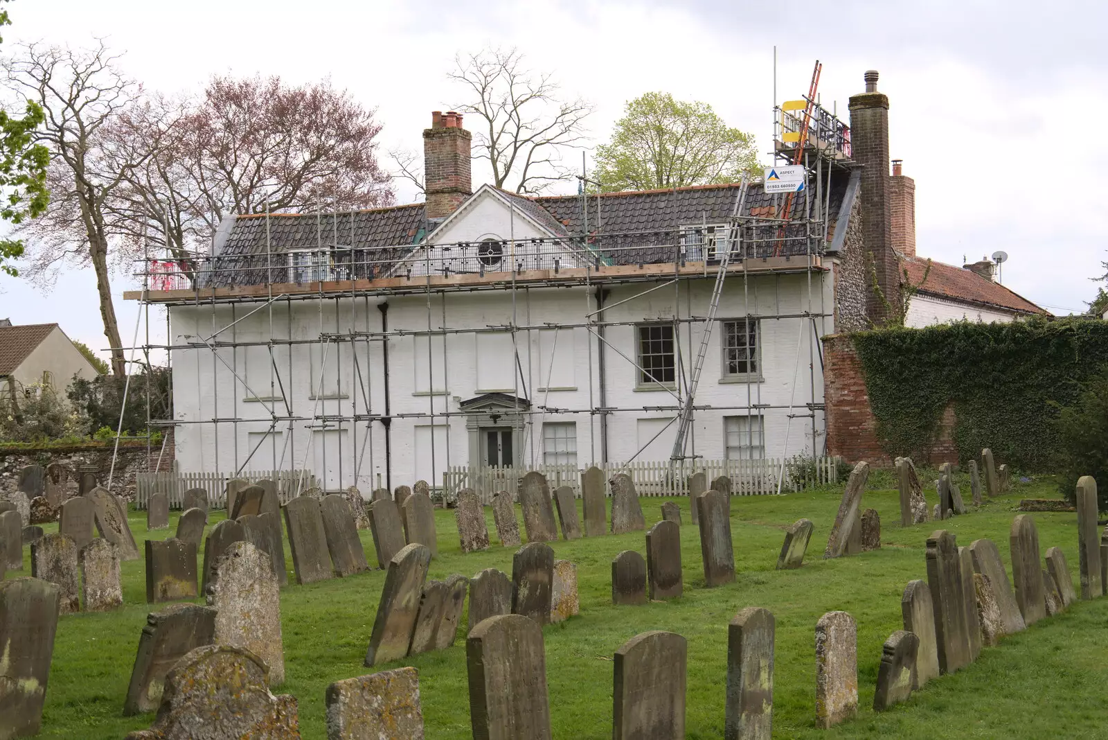 A big house with not many real windows, from A Vaccination Afternoon, Swaffham, Norfolk - 9th May 2021