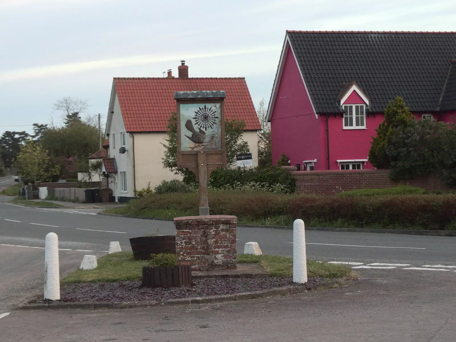 The Yaxley village sign, from The BSCC at the King's Head, Brockdish, Norfolk - 13th May 2021