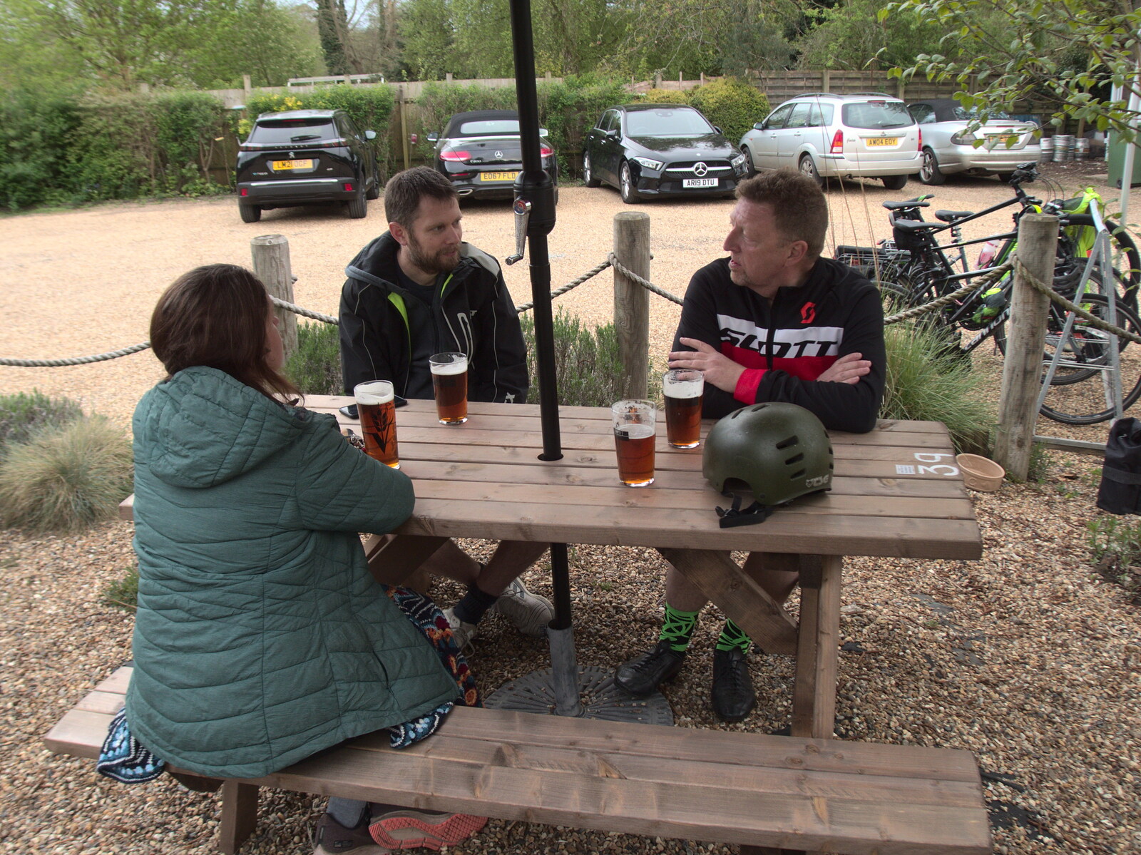 Outside beers from The BSCC at the King's Head, Brockdish, Norfolk - 13th May 2021