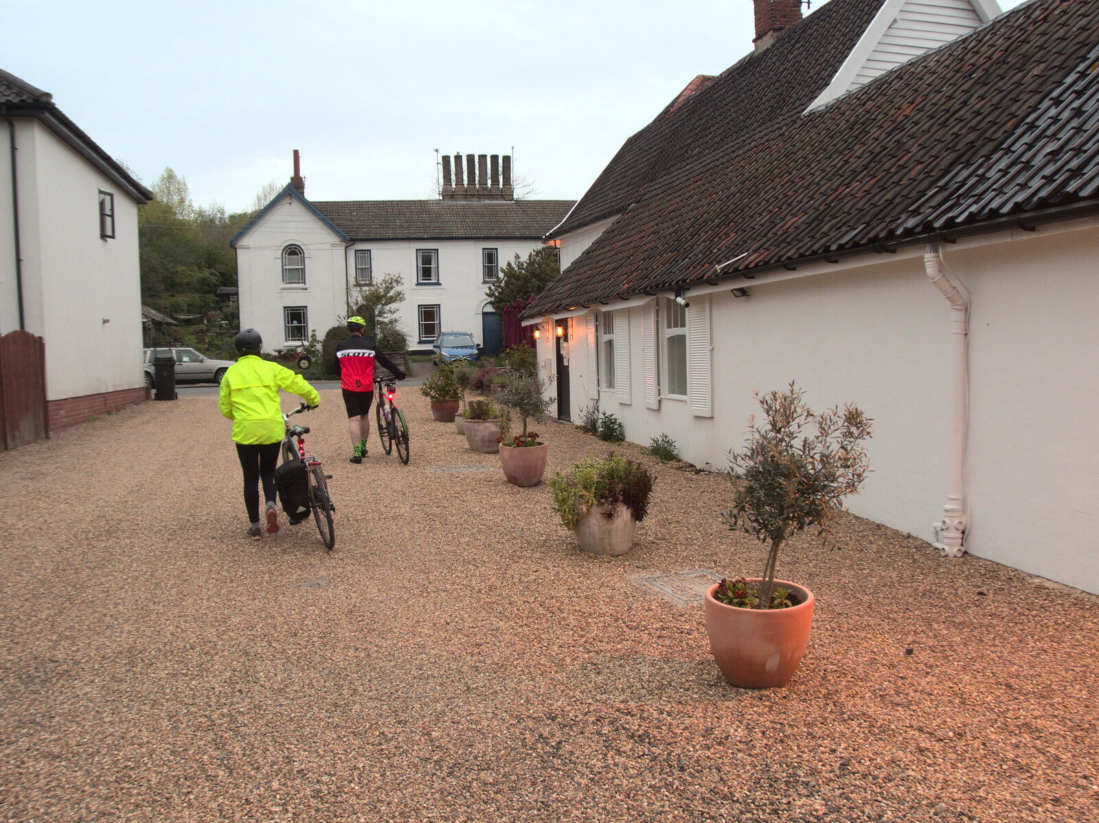 The King's Head's gravel drive from The BSCC at the King's Head, Brockdish, Norfolk - 13th May 2021