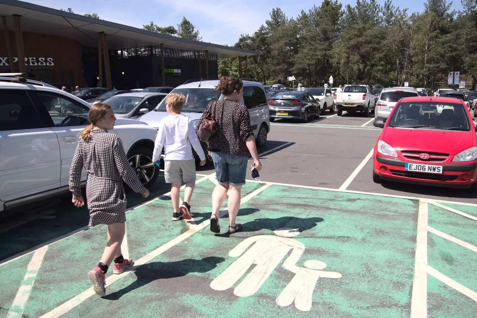 We stop off at Fleet Services on the M3, from A Trip to Grandma J's, Spreyton, Devon - 2nd June 2021