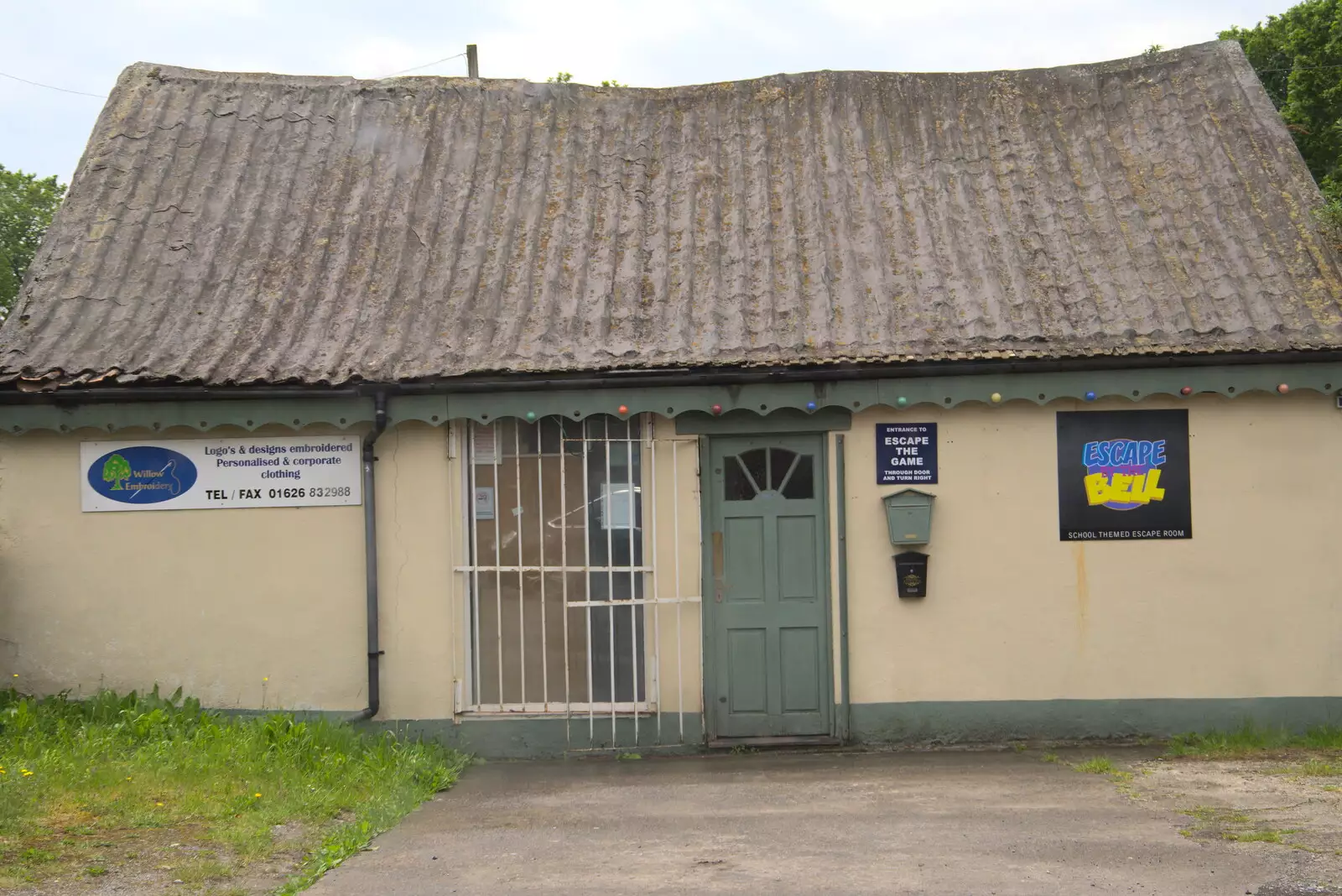 Curious hut in Bovey Tracey, from A Trip to Grandma J's, Spreyton, Devon - 2nd June 2021