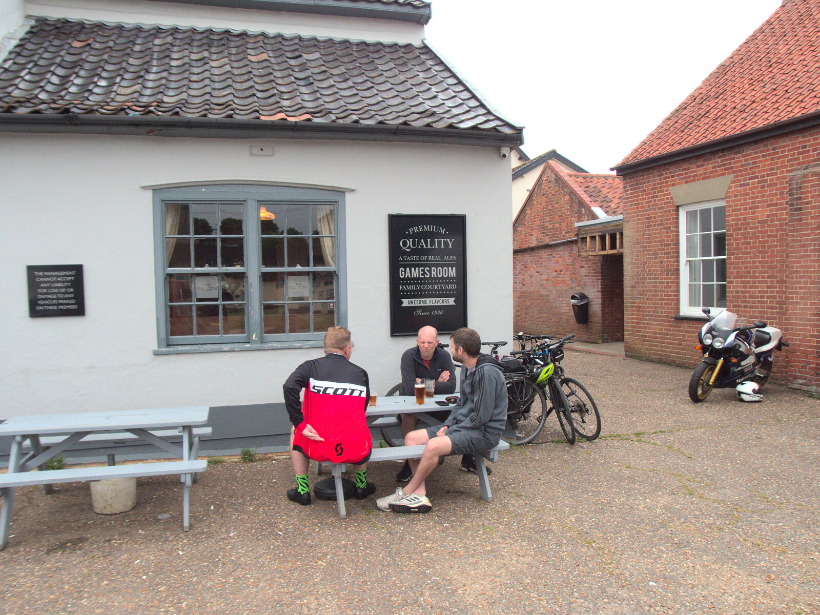 We end up at the Falcon in Pulham from A BSCC Ride to Pulham Market, Norfolk - 17th June 2021