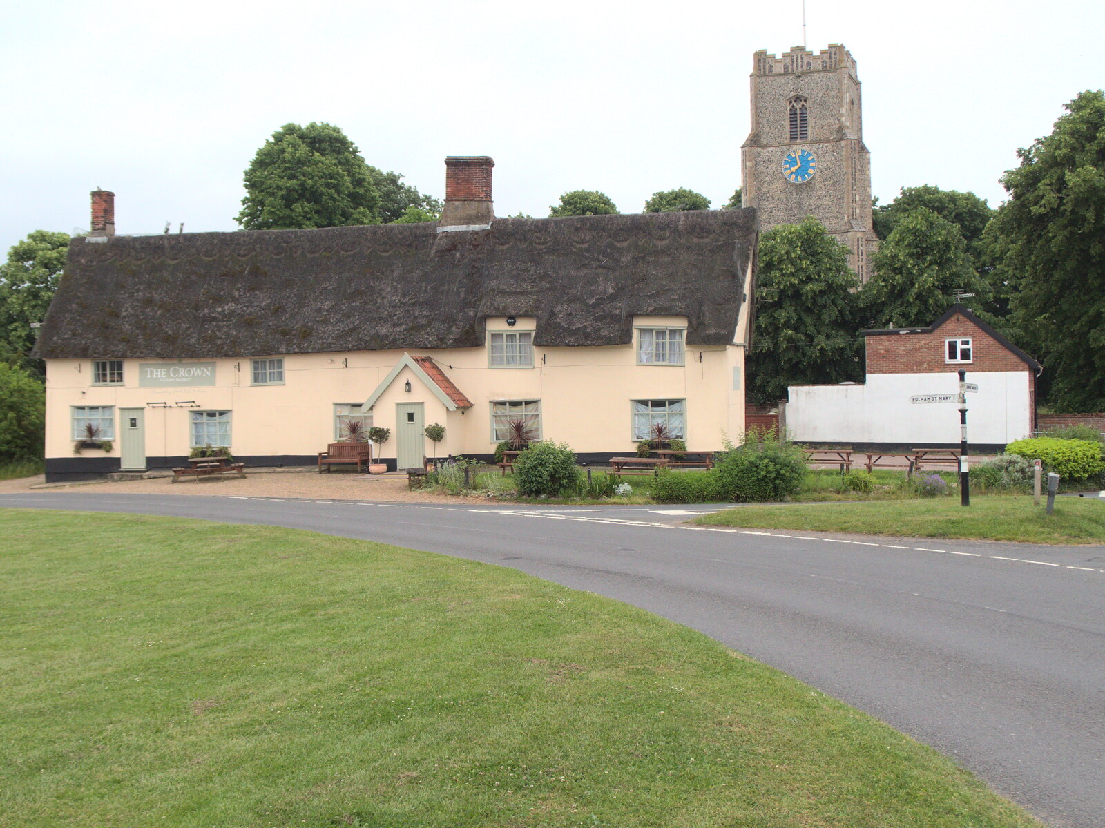 The Crown is tragically shut from A BSCC Ride to Pulham Market, Norfolk - 17th June 2021