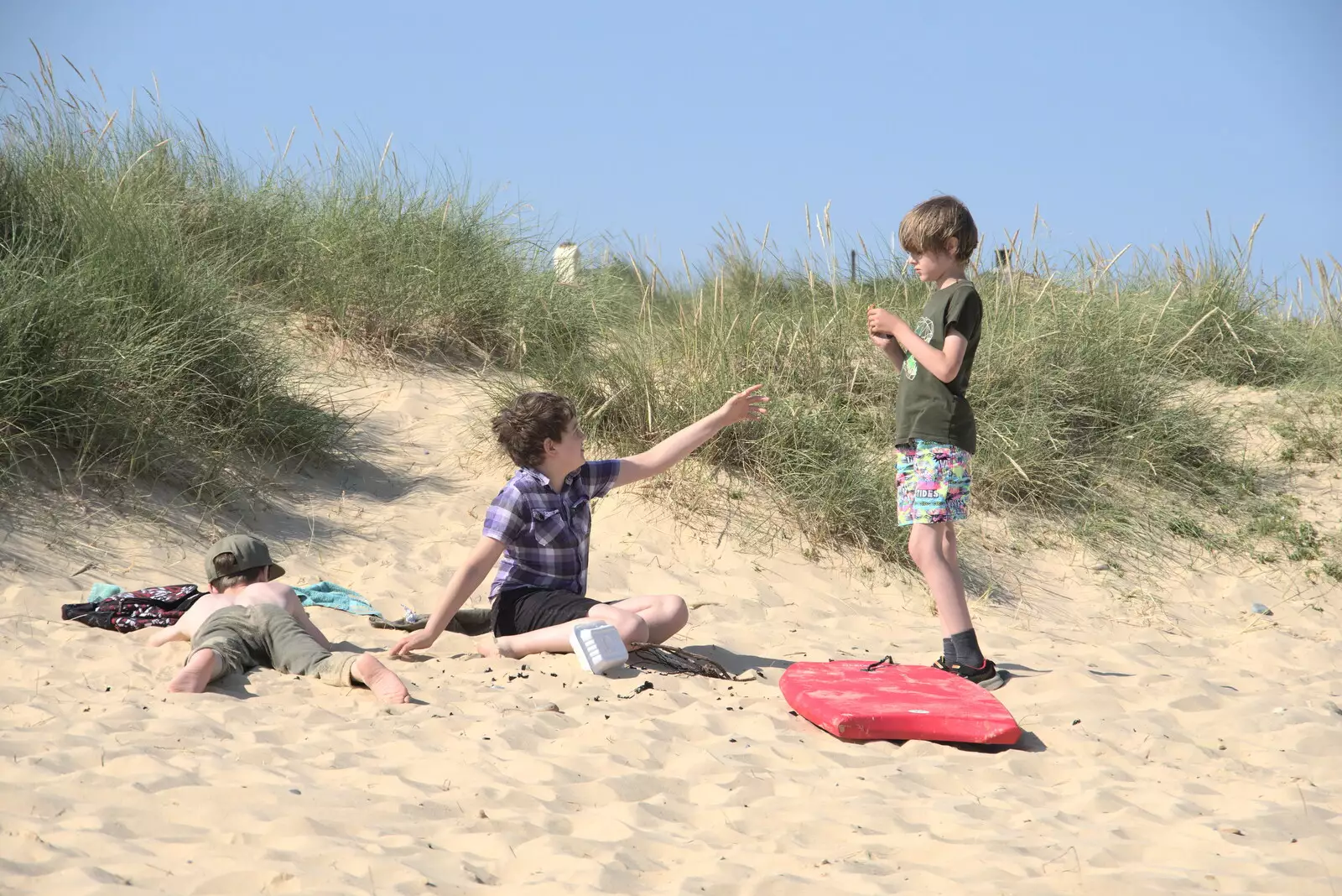 Fred and Harry on the beach, from A Day on the Beach, Southwold, Suffolk - 18th July 2021