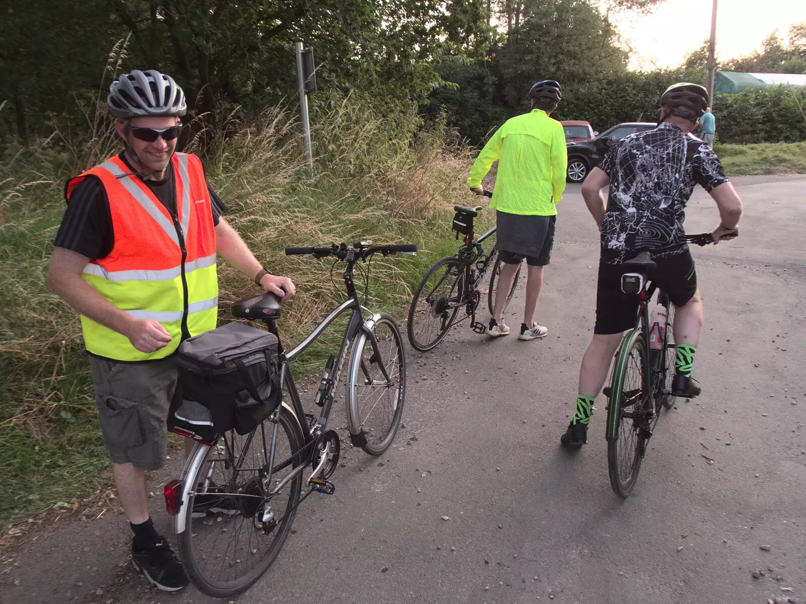 We head off back from Gissing, from The BSCC at The Crown, Gissing, Norfolk - 22nd July 2021