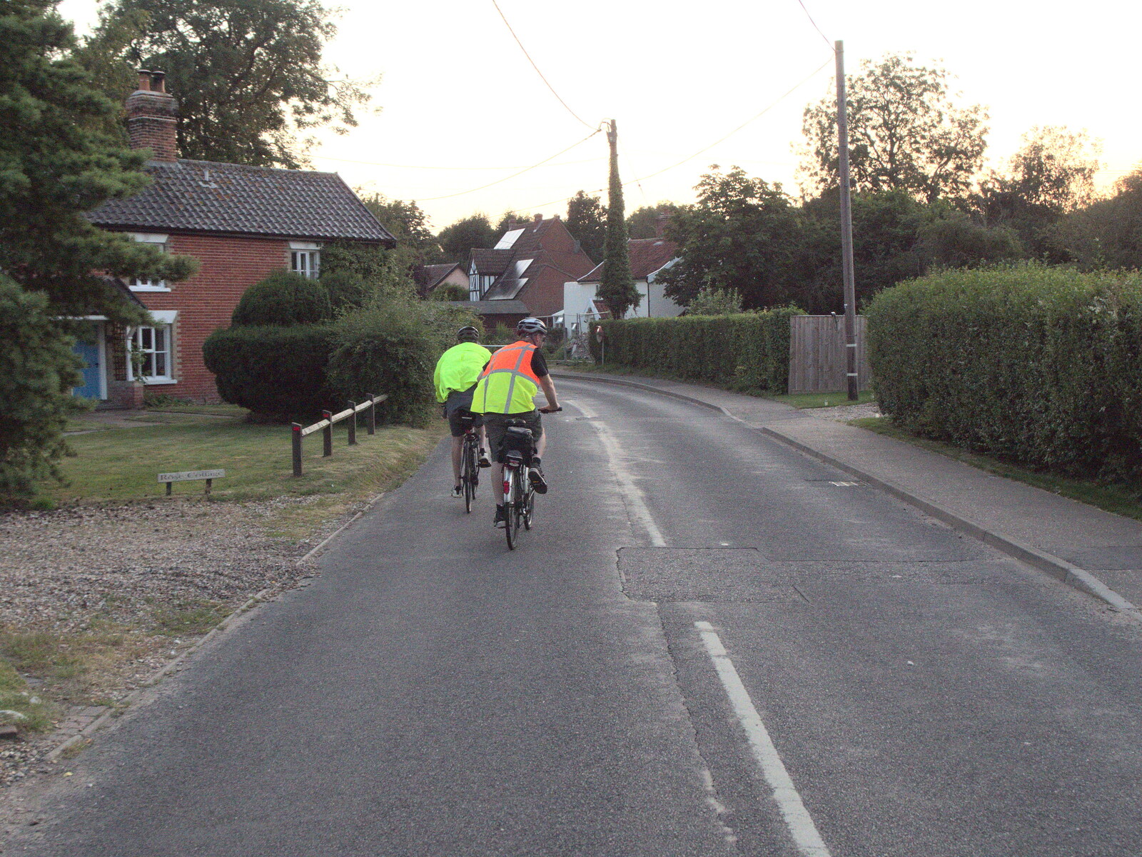 We cycle out of Burston from The BSCC at The Crown, Gissing, Norfolk - 22nd July 2021