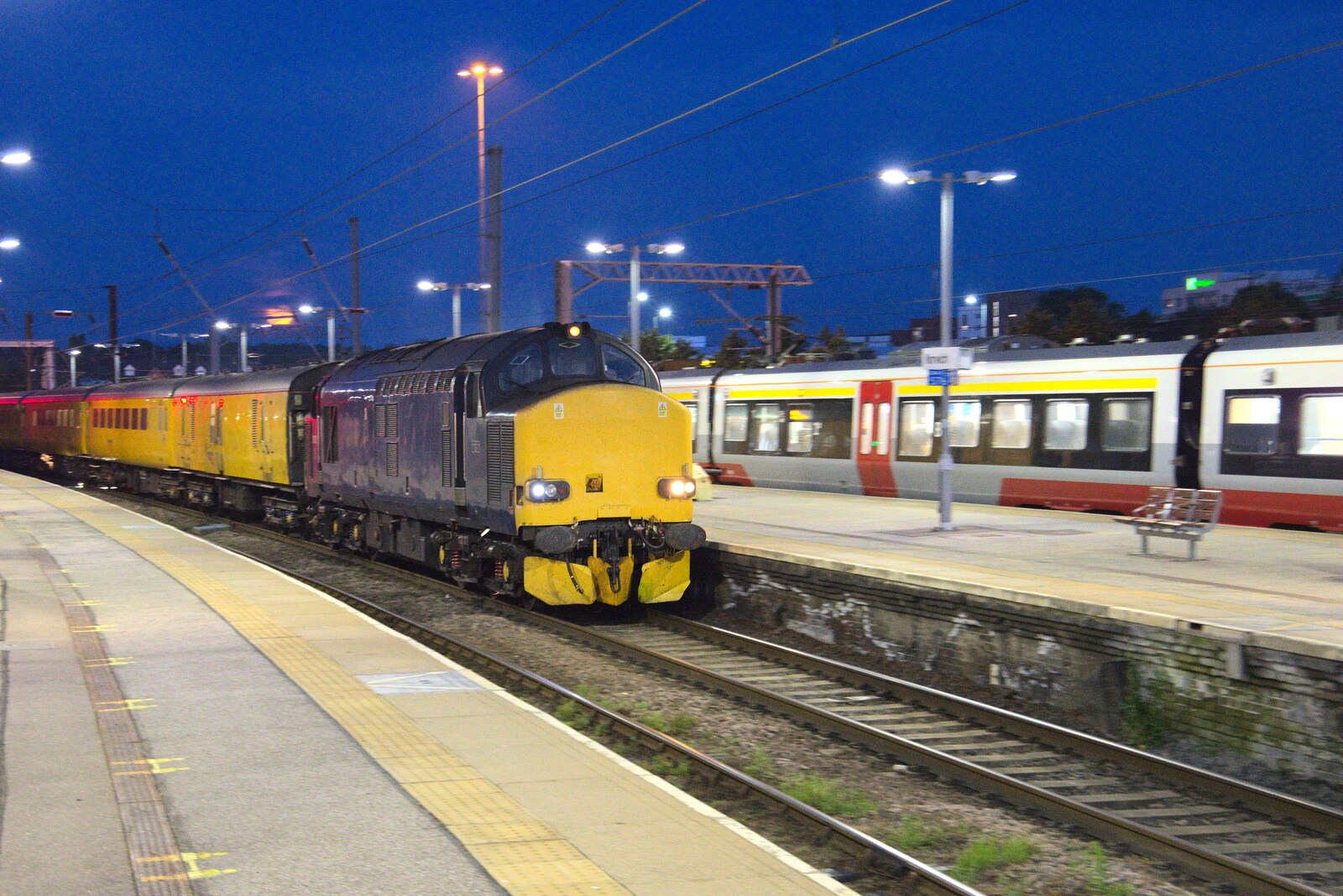 A Class 37 hauling a Flying Banana pulls in from A Trip to Nando's, Riverside, Norwich, Norfolk - 23rd July 2021