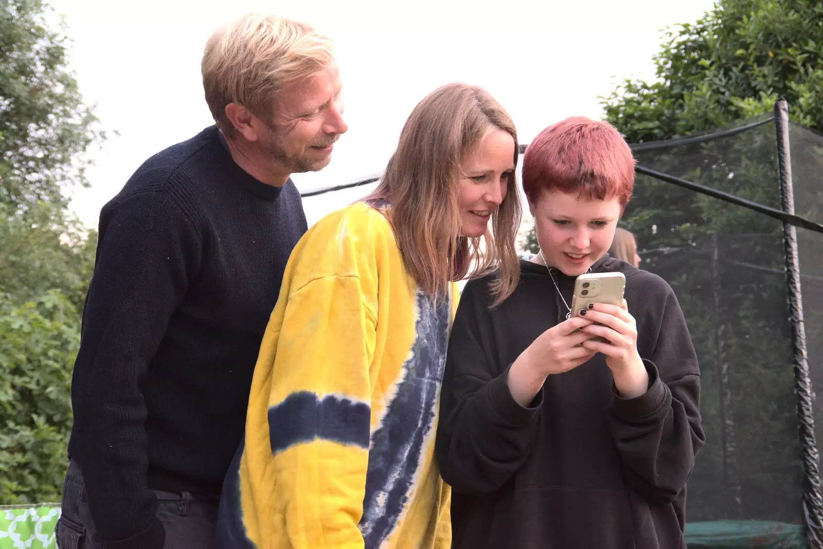 Pete, Allyson and Lydia look at photos, from Meg-fest, and Sean Visits, Bressingham and Brome, Suffolk - 1st August 2021