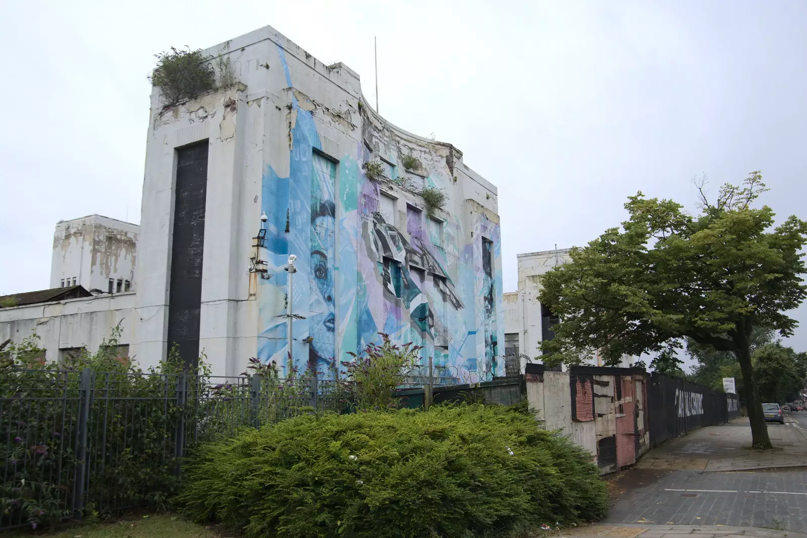 The Littlewood's building on Edge Lane, from Pork Pies and Dockside Dereliction, Melton Mowbray and Liverpool - 7th August 2021