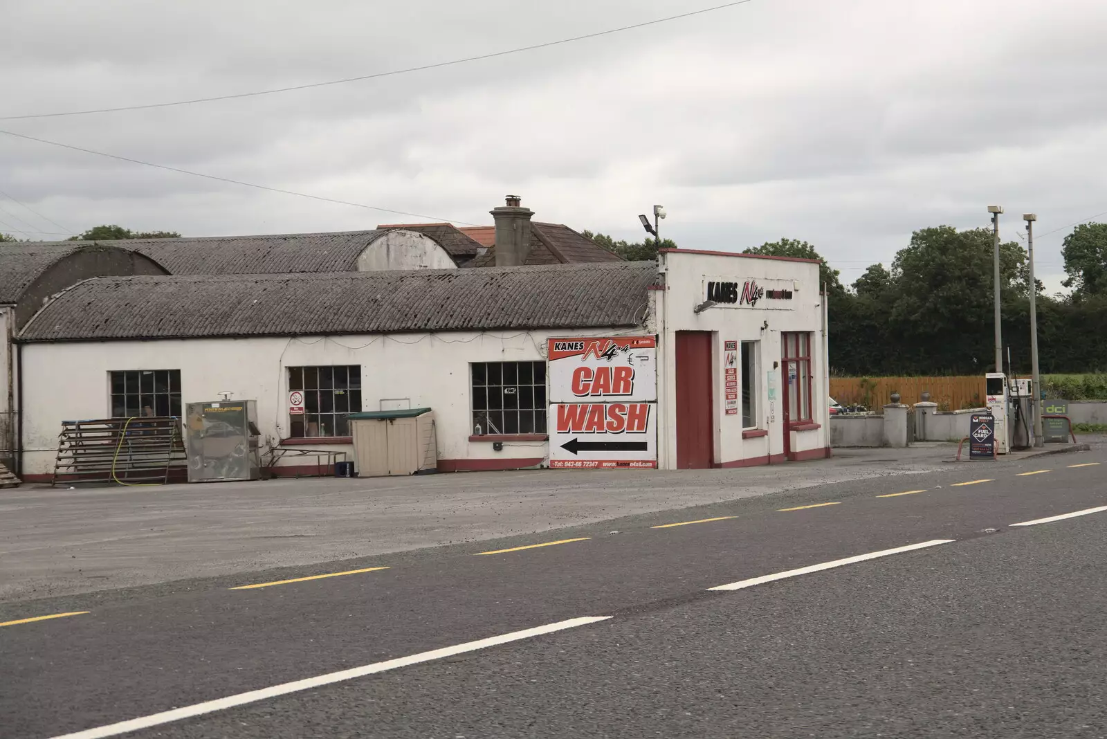 A cool old-school roadside petrol station, from Pints of Guinness and Streedagh Beach, Grange and Sligo, Ireland - 9th August 2021