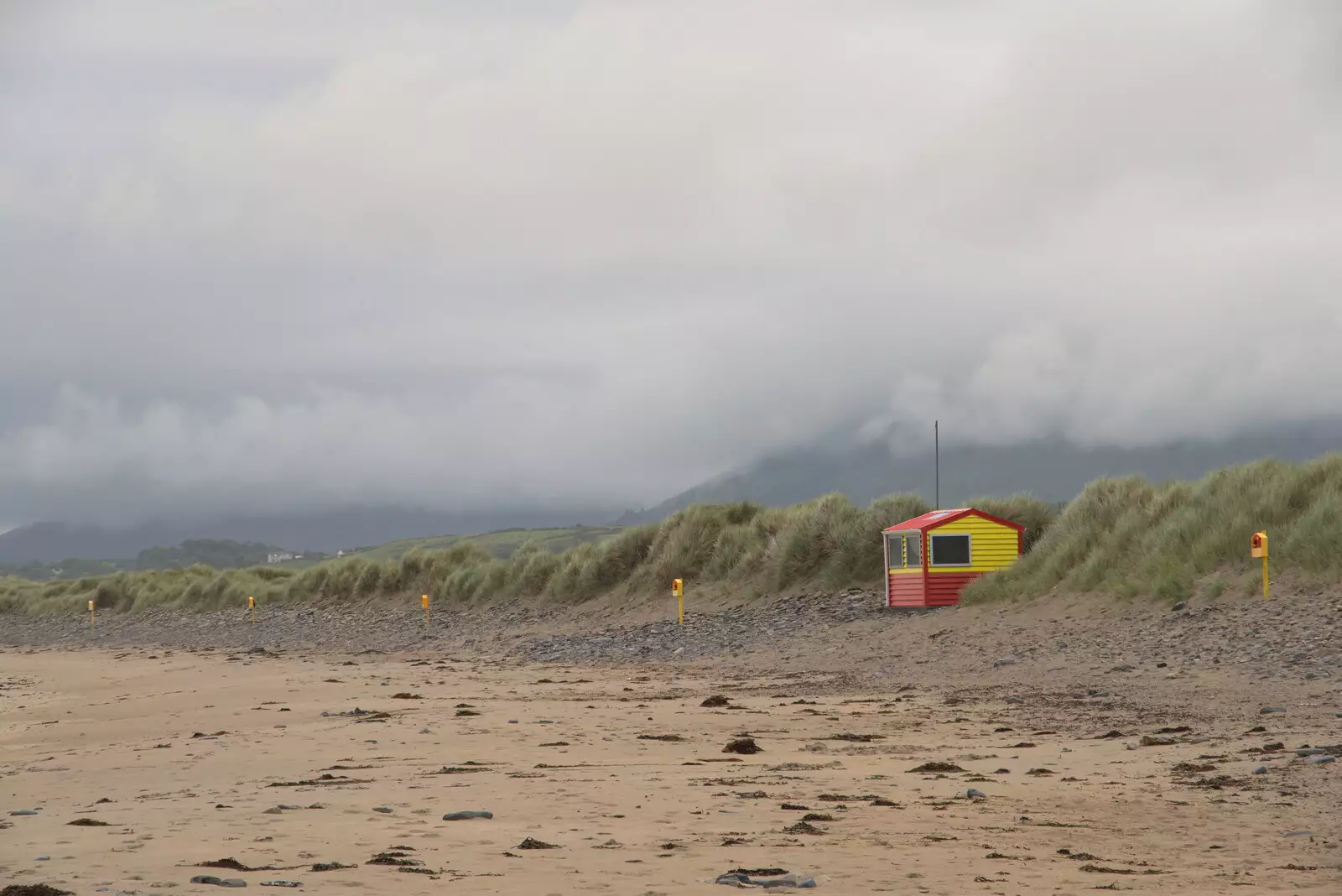 The empty lifeguard hut on Streedagh beach, from Pints of Guinness and Streedagh Beach, Grange and Sligo, Ireland - 9th August 2021