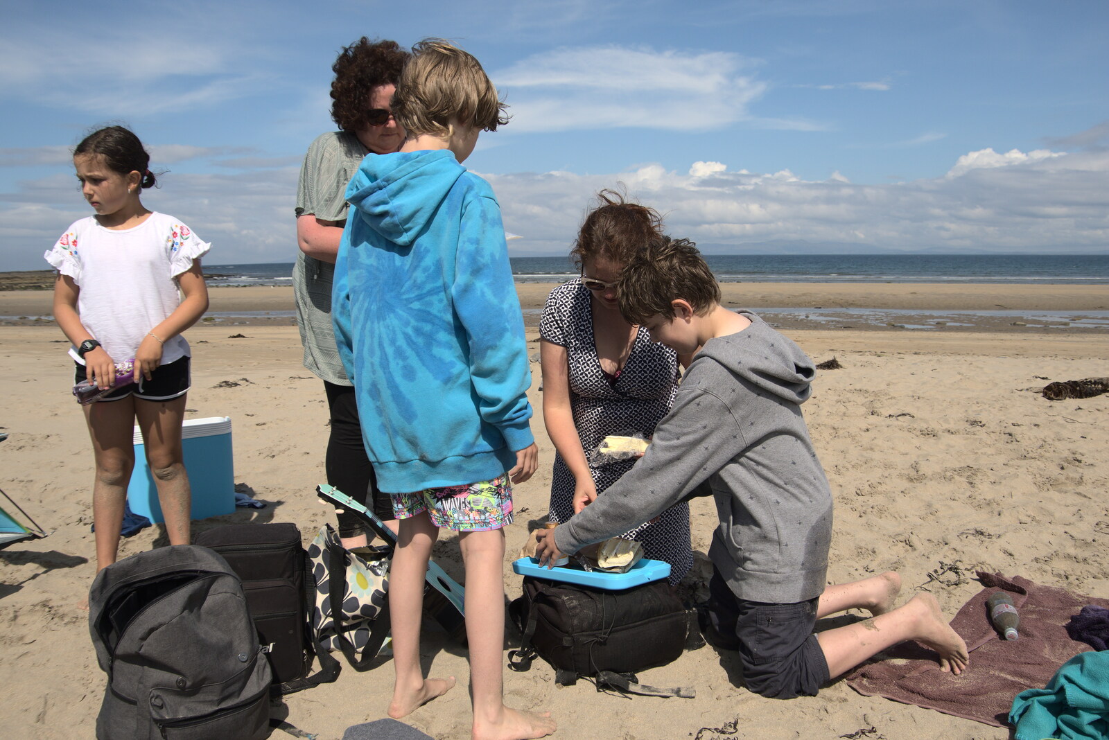 Pints of Guinness and Streedagh Beach, Grange and Sligo, Ireland - 9th August 2021: It's picnic time