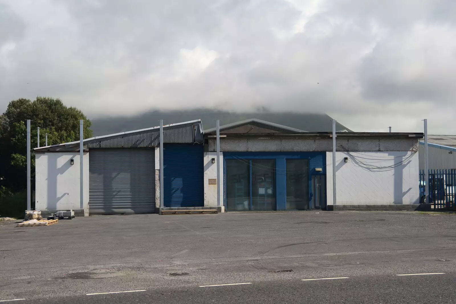 A derelict building over the road from SuperValu, from Pints of Guinness and Streedagh Beach, Grange and Sligo, Ireland - 9th August 2021