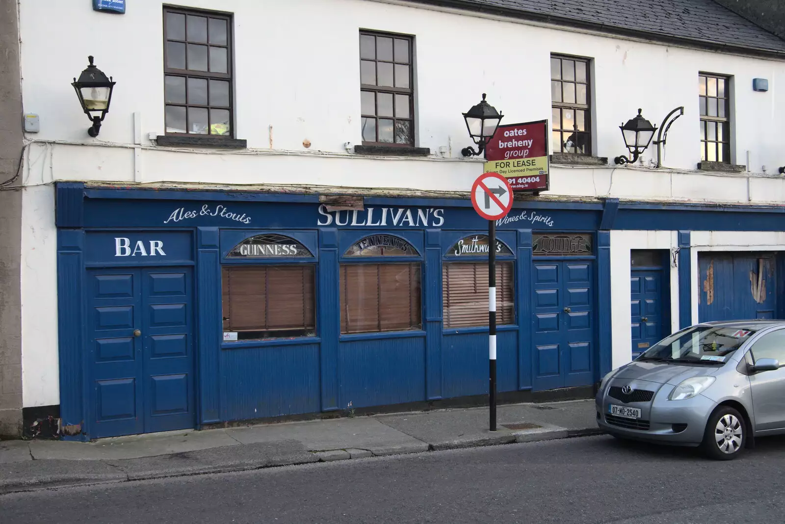 The closed-down Sullivan's bar, from Pints of Guinness and Streedagh Beach, Grange and Sligo, Ireland - 9th August 2021