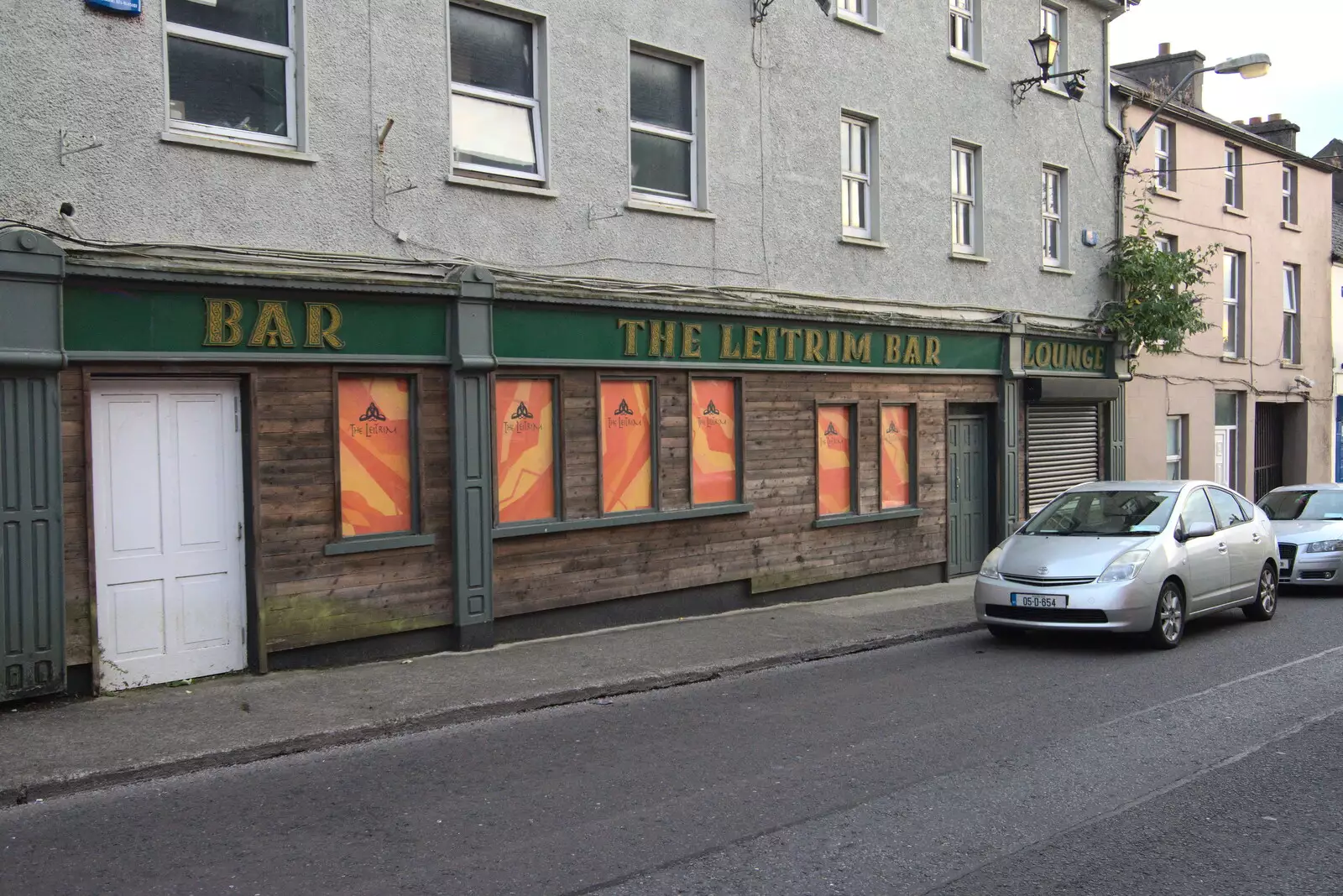 Another closed-down bar: The Leitrim, from Pints of Guinness and Streedagh Beach, Grange and Sligo, Ireland - 9th August 2021