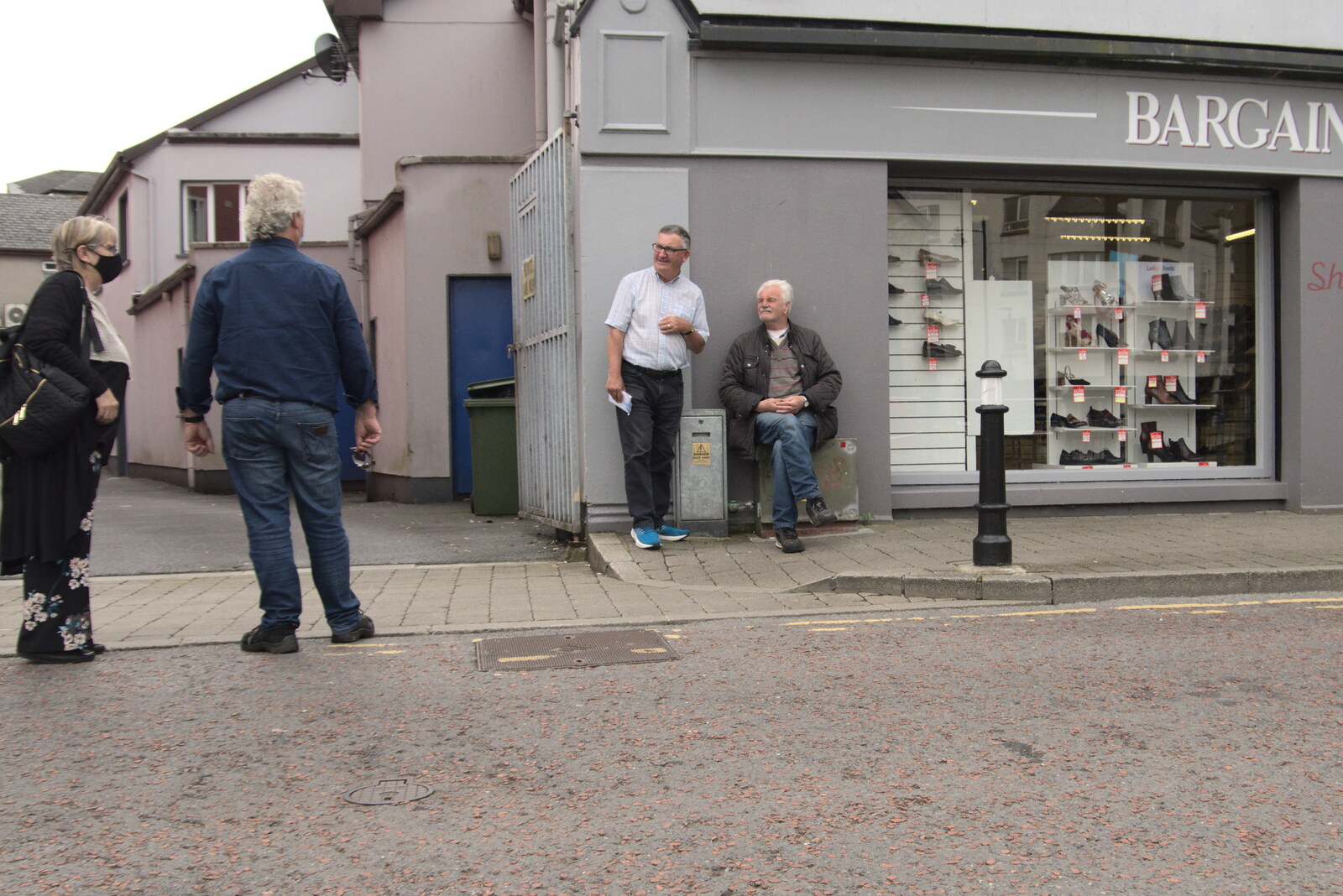 A Trip to Manorhamilton, County Leitrim, Ireland - 11th August 2021: A couple of geezers chat