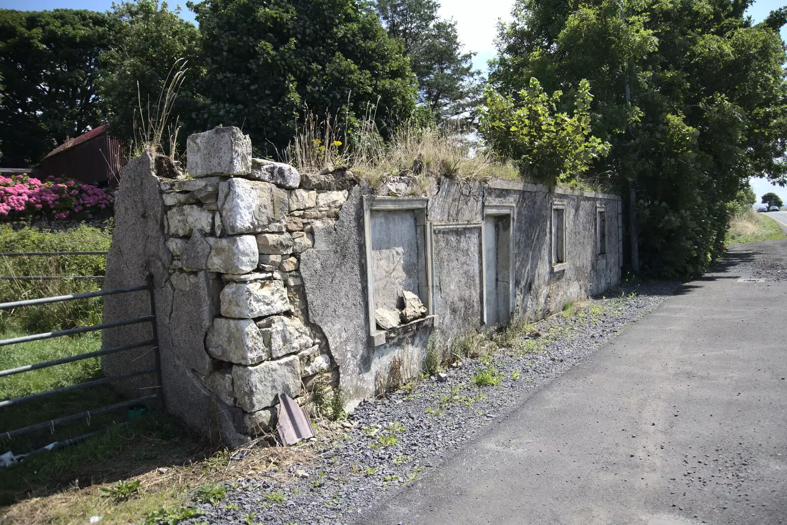 Only the front of a cottage remains, from A Trip to Manorhamilton, County Leitrim, Ireland - 11th August 2021