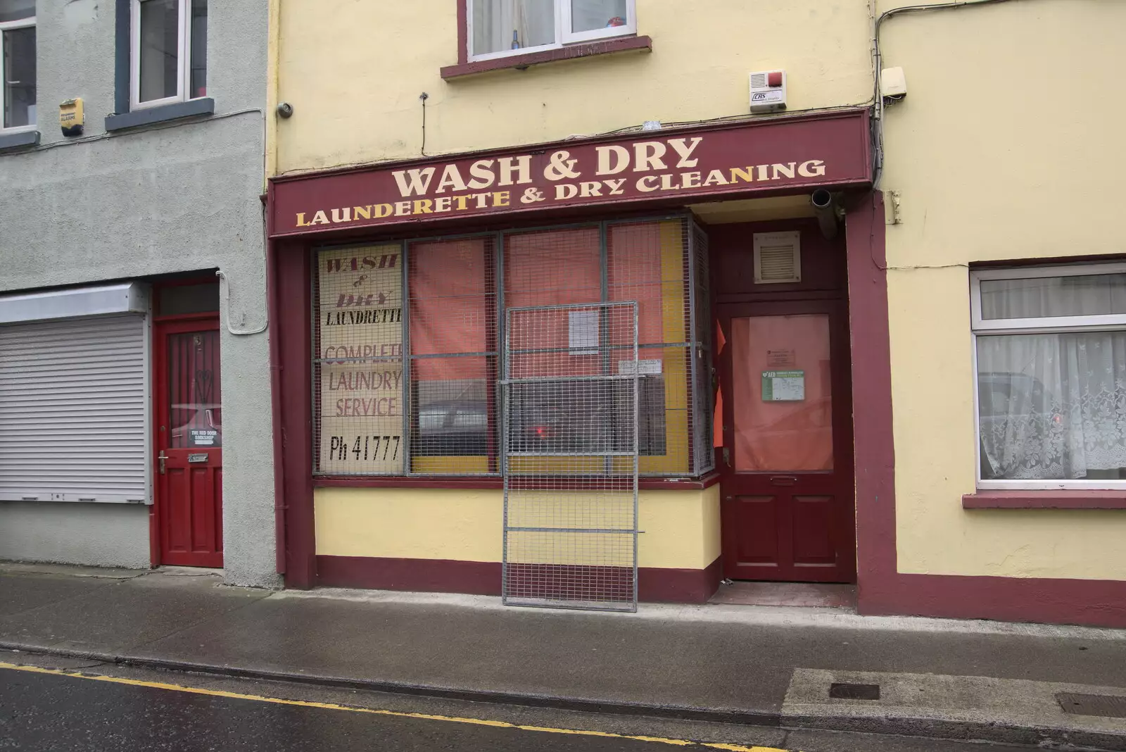 A derelict launderette, from Walks Around Benbulben and Carrowmore, County Sligo, Ireland - 13th August 2021