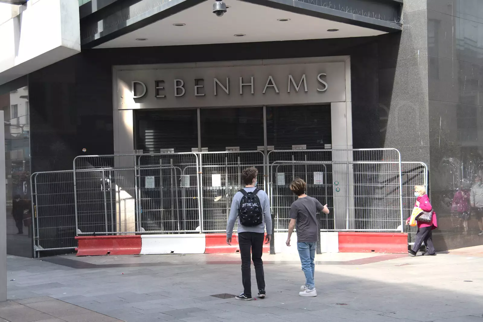 A derelict Debenhams, from A Trip to Noddy's, and Dublin City Centre, Wicklow and Dublin, Ireland - 16th August 2021