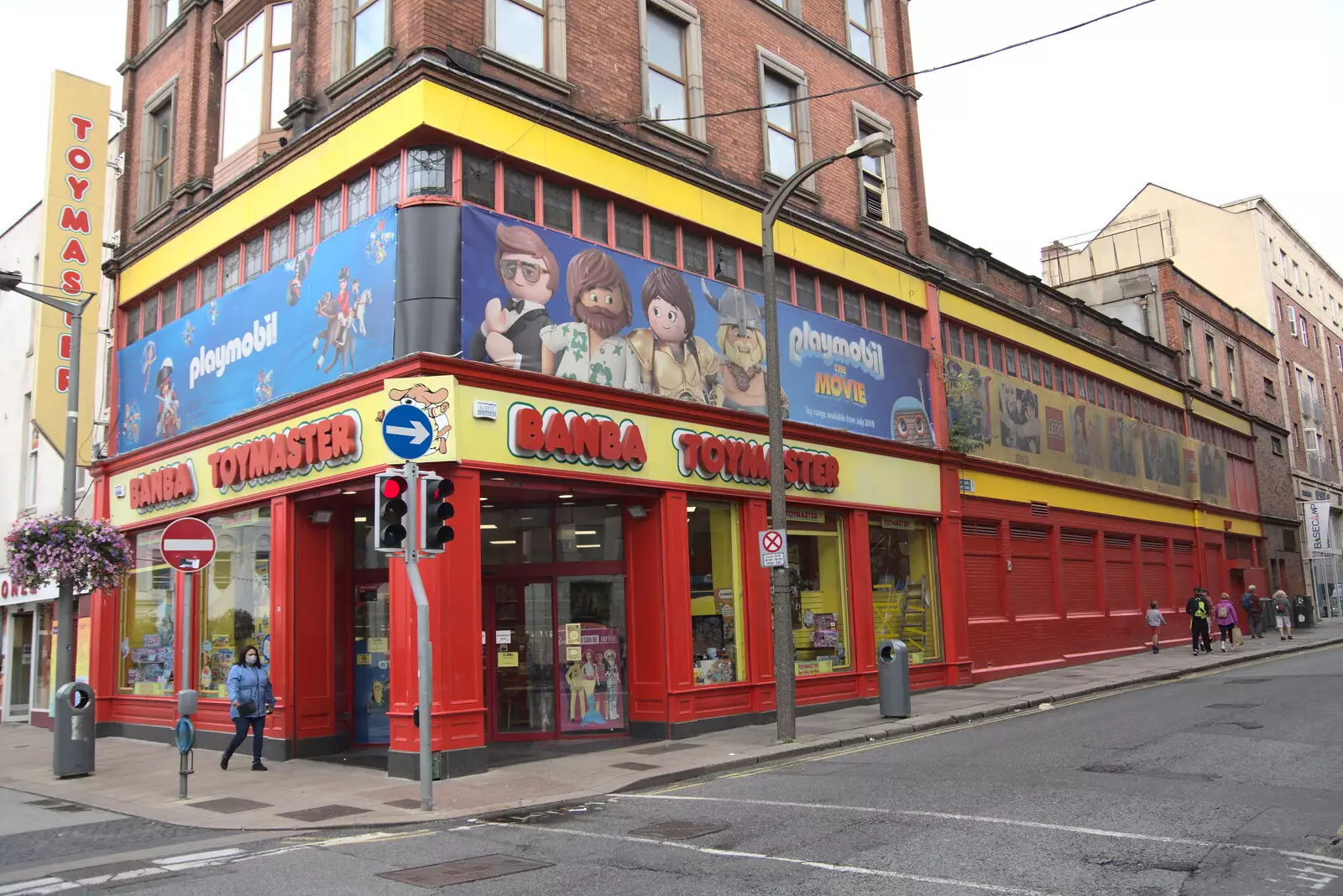 Banba Toymaster on Mary Street, from A Trip to Noddy's, and Dublin City Centre, Wicklow and Dublin, Ireland - 16th August 2021