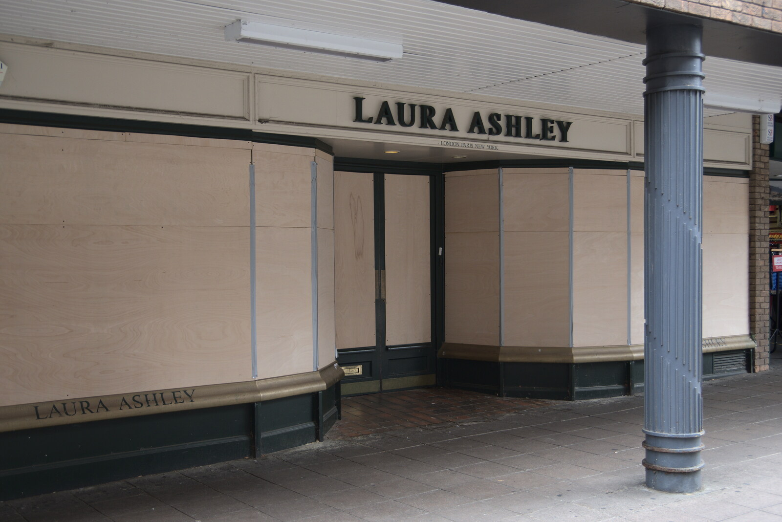 The boarded-up Laura Ashley on London Street from Dippy and the City Dinosaur Trail, Norwich, Norfolk - 19th August 2021