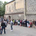 There's a very long queue to see Dippy, Dippy and the City Dinosaur Trail, Norwich, Norfolk - 19th August 2021
