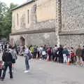 There's a very long queue to see Dippy, Dippy and the City Dinosaur Trail, Norwich, Norfolk - 19th August 2021